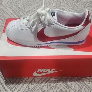 Nike wmns classic cortez leather shoes